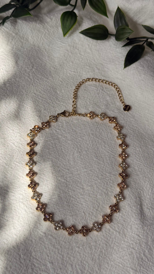 Collier ras-de-cou doré