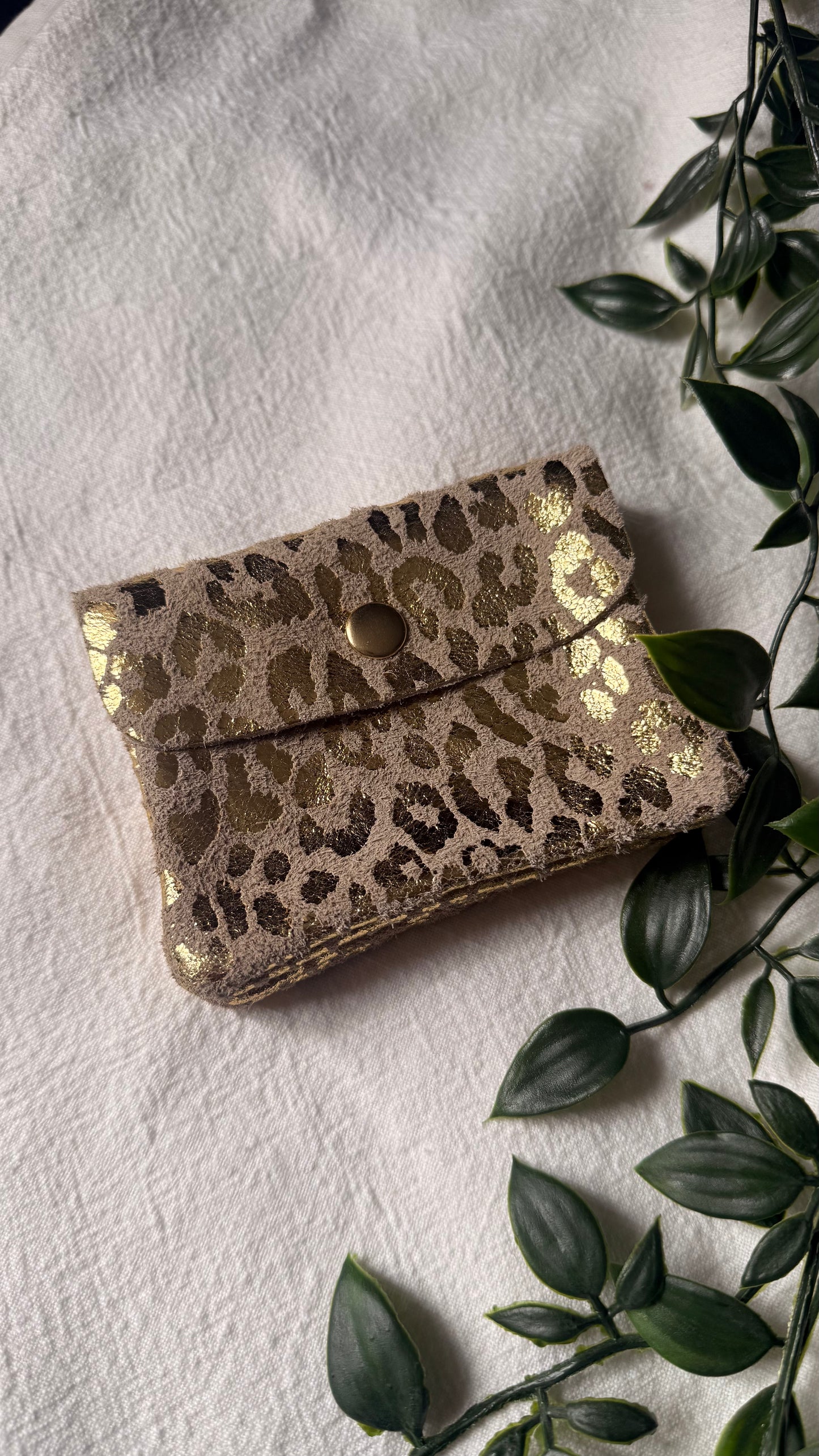 Petit porte-monnaie cuir léopard doré